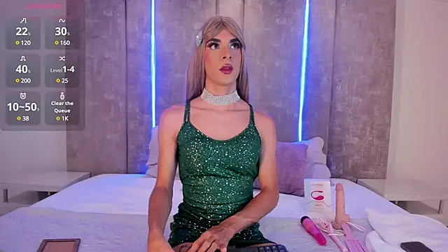 MaxiRogers online show from March 11, 9:04 pm