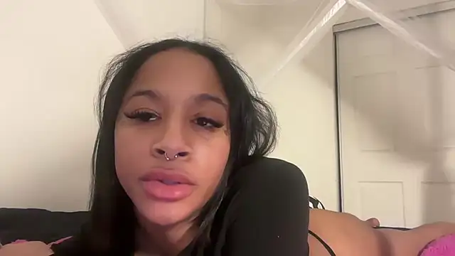 shandiloveslemonss online show from January 17, 8:08 am