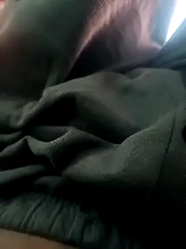 Snapshot of AloneDick chatting on October 2, 6:53 am AloneDick online show from October 2, 6:53 am