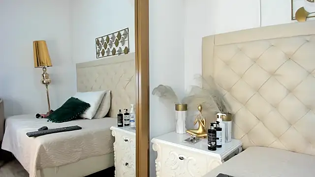 Snapshot of _chloe_adams chatting on February 26, 11:41 am chloe adams online show from February 26, 11:41 am