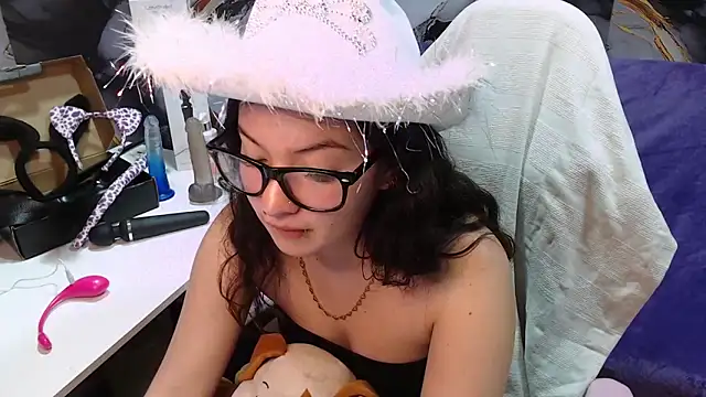 Snapshot of lilimini032 chatting on September 20, 7:48 pm lilimini032 online show from September 20, 7:48 pm