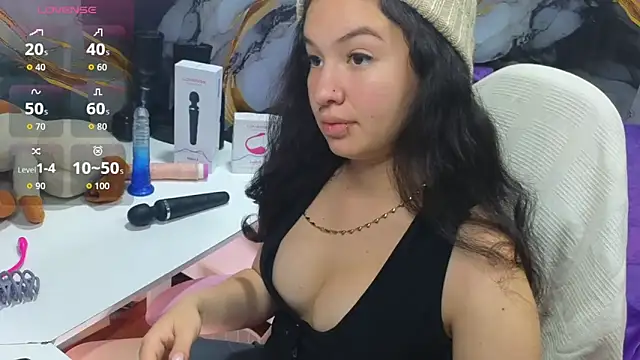 lilimini032 online show from November 25, 7:47 pm