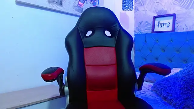 violletha online show from December 3, 12:25 pm