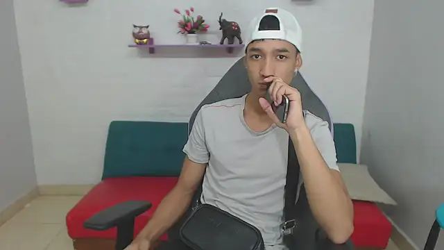 jose sexycumm online show from February 18, 7:09 pm