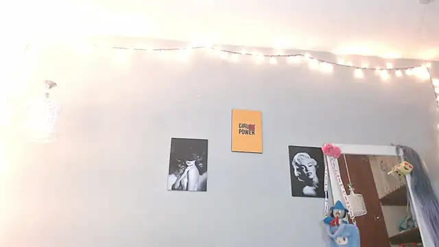 Snapshot of Kimandyuk chatting on January 7, 10:30 pm Kimandyuk online show from January 7, 10:30 pm