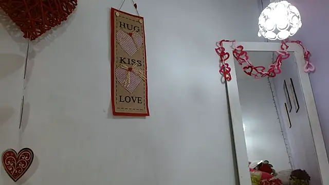 Snapshot of Kimandyuk chatting on February 10, 6:56 pm Kimandyuk online show from February 10, 6:56 pm