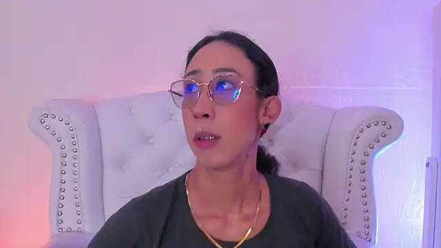 GabyPetit online show from February 28, 7:48 pm