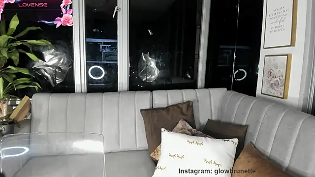 Snapshot of Megan_Lim chatting on February 5, 10:41 am Megan Lim online show from February 5, 10:41 am