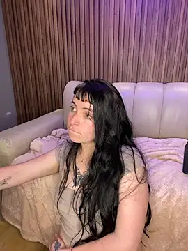 Snapshot of Lucy_Smith2 chatting on November 28, 3:58 pm Lucy Smith2 online show from November 28, 3:58 pm