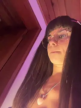 VioletaSubmissive online show from September 17, 10:00 pm