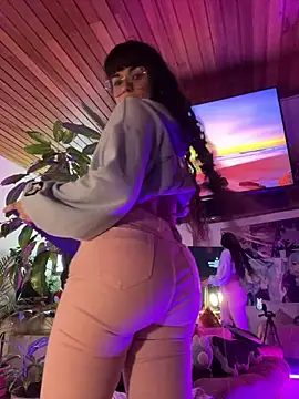 VioletaSubmissive online show from February 23, 9:45 pm