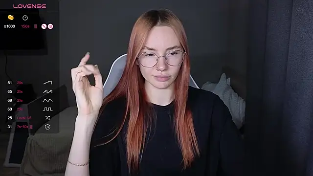 Snapshot of littlevildevil chatting on November 30, 10:41 am littlevildevil online show from November 30, 10:41 am