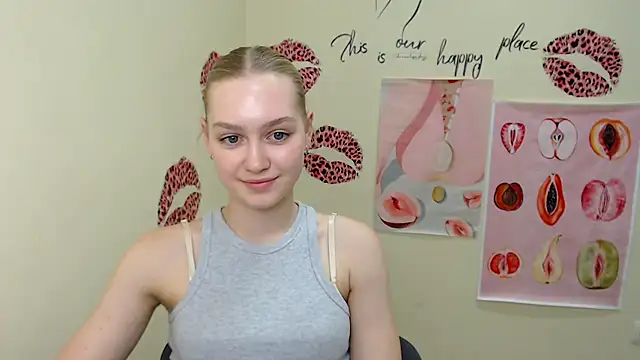 MademoiselleCl online show from February 1, 4:00 pm