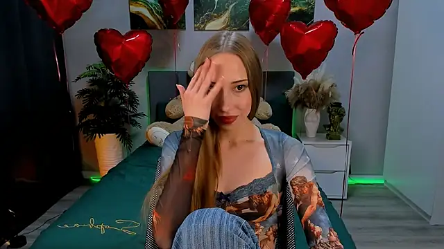 Snapshot of AlexaHarmon chatting on March 12, 5:07 pm AlexaHarmon online show from March 12, 5:07 pm