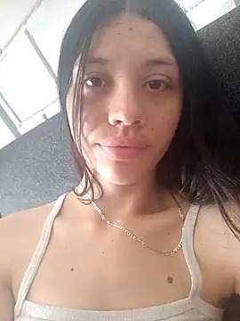 Snapshot of CheryelFox chatting on March 9, 5:17 pm CheryelFox online show from March 9, 5:17 pm