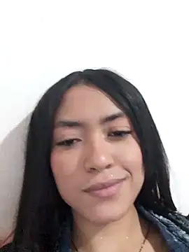 Snapshot of Buda_and_Cataleya_ chatting on October 2, 1:07 pm Buda and Cataleya online show from October 2, 1:07 pm