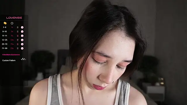 AislyEmbury online show from February 23, 8:11 pm