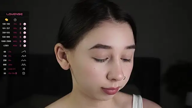 AislyEmbury online show from March 4, 7:22 pm