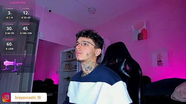 Ian Castillo  online show from November 29, 11:24 am