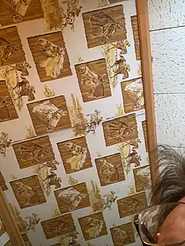 Snapshot of Tonybaloney1972 chatting on January 4, 2:46 pm Tonybaloney1972 online show from January 4, 2:46 pm