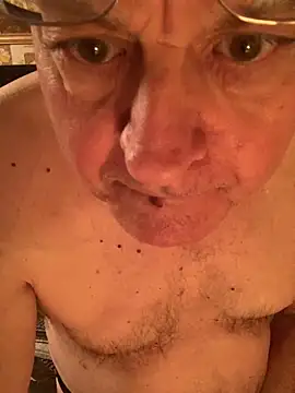 Snapshot of Tonybaloney1972 chatting on January 16, 1:58 pm Tonybaloney1972 online show from January 16, 1:58 pm