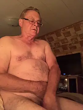 Snapshot of Tonybaloney1972 chatting on September 27, 2:49 am Tonybaloney1972 online show from September 27, 2:49 am