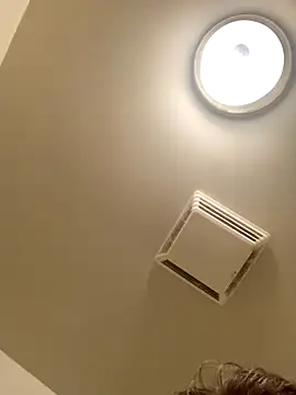 Snapshot of Tonybaloney1972 chatting on December 4, 11:35 pm Tonybaloney1972 online show from December 4, 11:35 pm