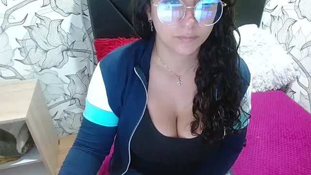 sarax ximena online show from February 15, 12:04 am