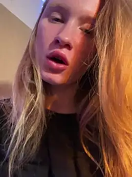 saint cat25 online show from April 21, 12:12 am