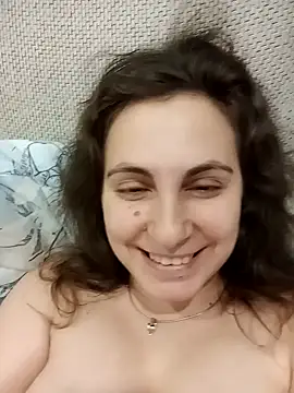 Snapshot of ShelaDiass chatting on December 19, 4:03 pm ShelaDiass online show from December 19, 4:03 pm