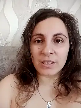 Snapshot of ShelaDiass chatting on January 16, 5:11 am ShelaDiass online show from January 16, 5:11 am