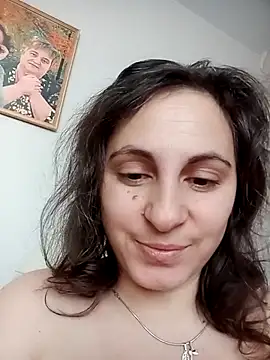 Snapshot of ShelaDiass chatting on January 18, 6:39 am ShelaDiass online show from January 18, 6:39 am