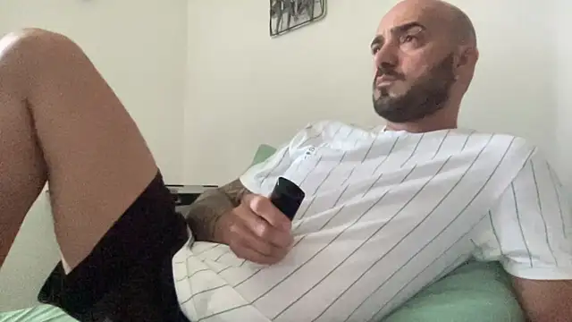 alessandromori91 online show from September 14, 7:29 am