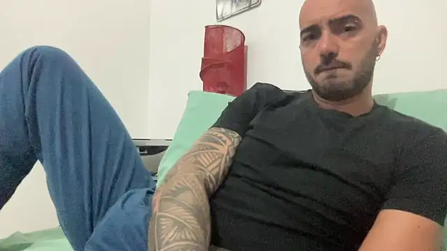 alessandromori91 online show from September 26, 9:30 pm