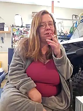 MsShelby40 online show from January 17, 3:22 pm