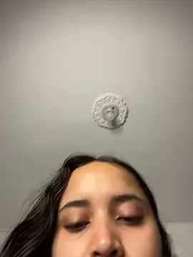 Snapshot of MollySanders___ chatting on December 29, 2:52 pm MollySanders online show from December 29, 2:52 pm