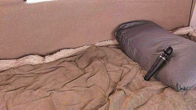 VelvetAnna online show from March 3, 2:12 pm