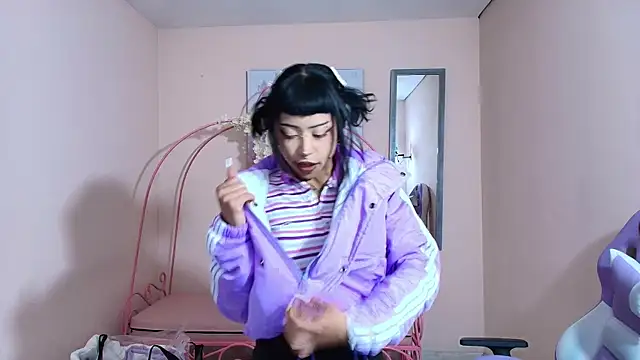 Violetta Suky online show from February 26, 1:30 pm