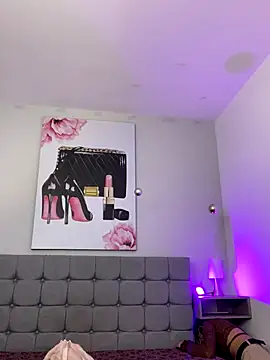 Violetta Suky online show from October 4, 1:42 pm