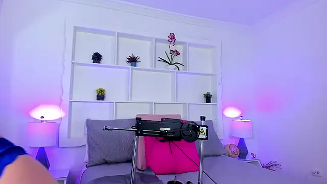 Jenifer Diaz online show from February 19, 12:55 pm