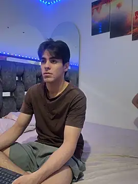 Alex and Fabian online show from February 13, 5:25 am