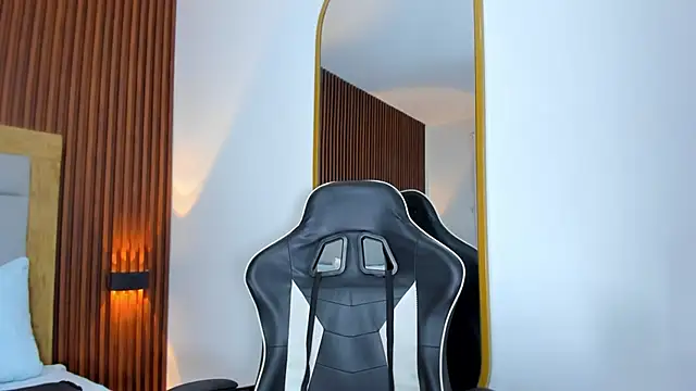 Snapshot of maroly_21 chatting on November 1, 12:18 pm maroly 21 online show from November 1, 12:18 pm