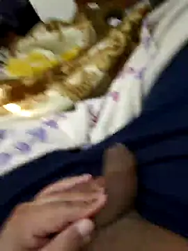 Snapshot of Sunnyoberoi01111 chatting on February 3, 9:19 am Sunnyoberoi01111 online show from February 3, 9:19 am