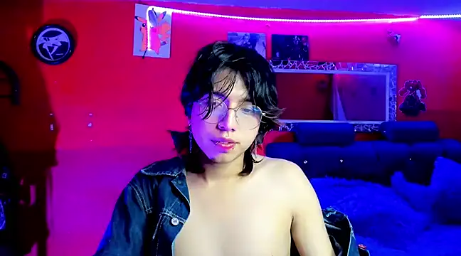 AnggelONfiree online show from February 2, 6:04 am