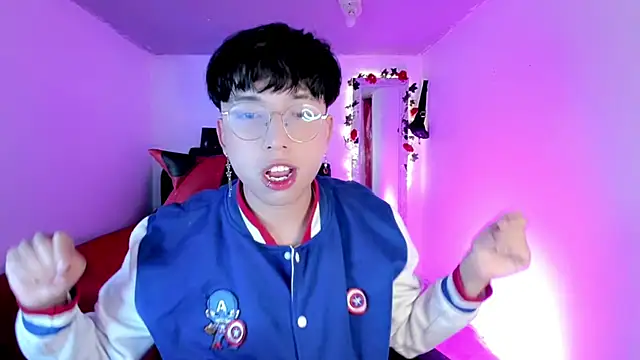 AnggelONfiree online show from October 28, 11:40 pm