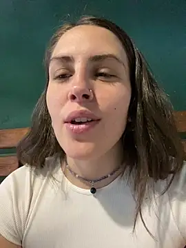 isadelasestrellas online show from January 6, 6:11 pm