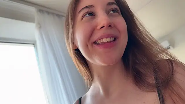 Snapshot of oypo chatting on November 24, 5:51 am oypo online show from November 24, 5:51 am