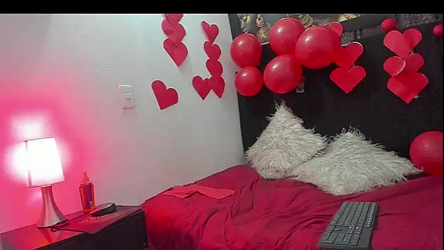 Evaaross 2345 online show from February 14, 5:36 pm