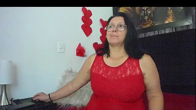 Evaaross 2345 online show from March 6, 7:43 pm