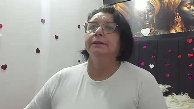 Evaaross 2345 online show from April 13, 12:32 pm